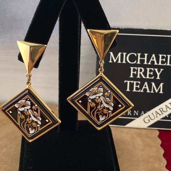 Stunning vintage/retro Michaela Frey Flower Earrings - Picture 1 of 5